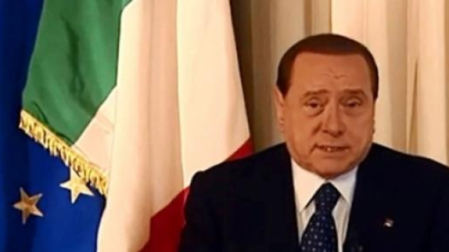 Giustizia, indulto e amnistia: Berlusconi vs Renzi