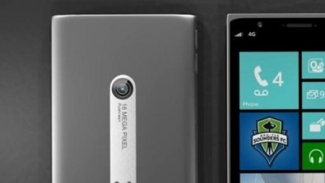 Microsoft Lumia 950, cellulare con Windows 10