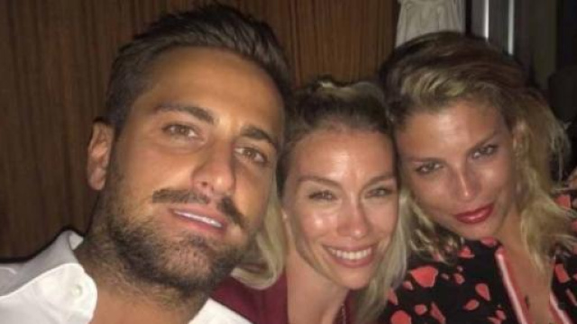 Gossip: Emma Marrone e Fabio Borriello ad Ibiza.