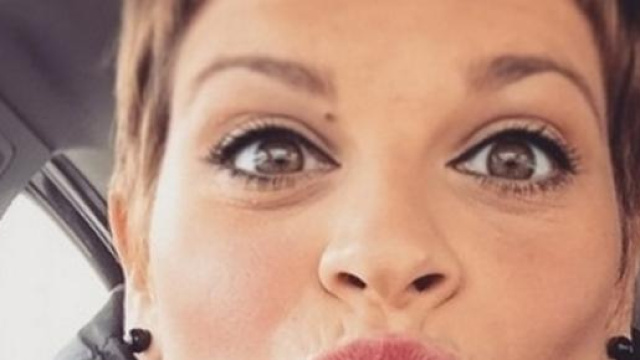 Alessandra Amoroso si operer&agrave; alla corde vocali