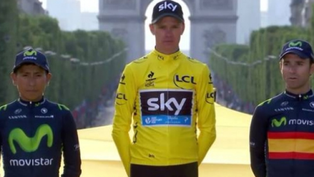 Chris Froome sul podio del Tour de France