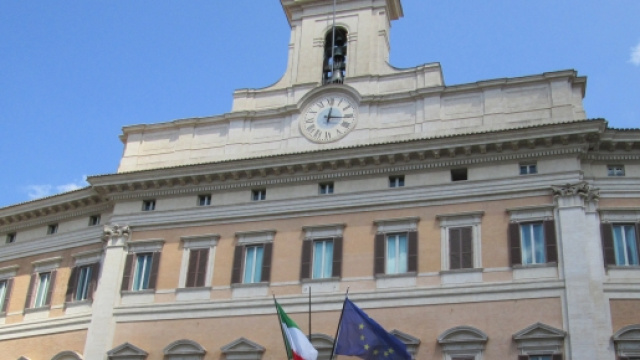 Il Palazzo del Parlamento a Montecitorio (Roma)