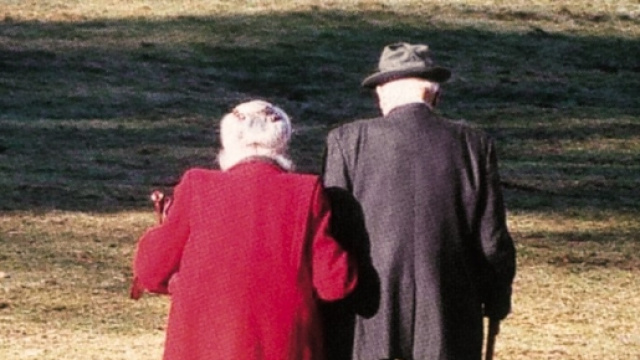 La  vecchiaia &egrave; triste per mancanza di speranze. 