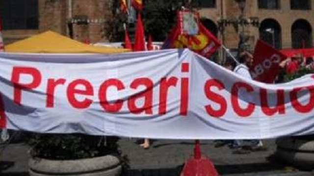 Precari Calabria si ribellano alla riforma Renzi