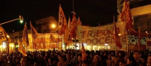 Multitudinario acto del Plenario de Trabajadoras.