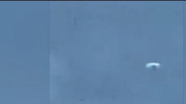 Frame del filmato dell'UFO immortalato a Liverpool