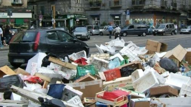 Napoli nel periodo dell'emergenza rifiuti