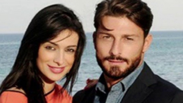 Gossip news sulle coppie di Uomini e donne