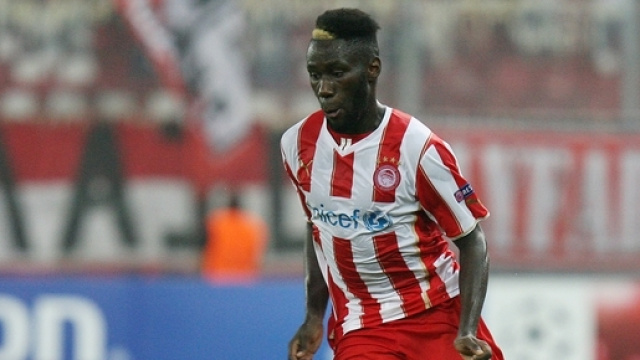 Il terzino dell'Olympiakos, Masuaku.