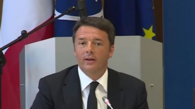 Riforma scuola, domande assunzione: Renzi rischia?