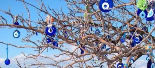 O olho grego ou turco como s&iacute;mbolo da sorte.