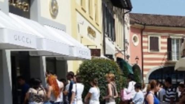 Prime code sotto il sole All'Outlet di Serravalle