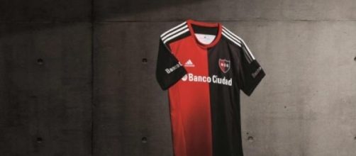 Tras 17 a&ntilde;os Adidas volvi&oacute; a vestir a NOB