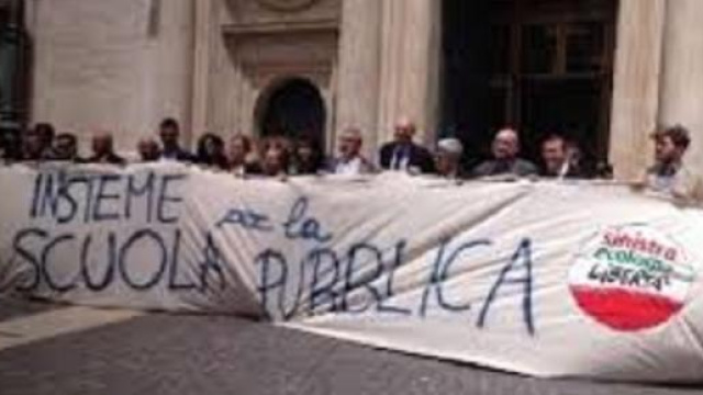 la camera approva l'emendamento con 277 si