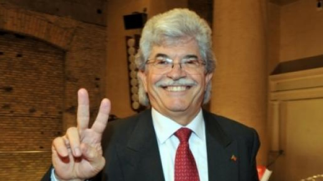 Vietate sigarette in Auto nuova proposta di legge