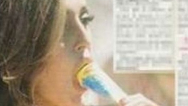 Cristina Buccino e il calippo, sulla rivista Top.