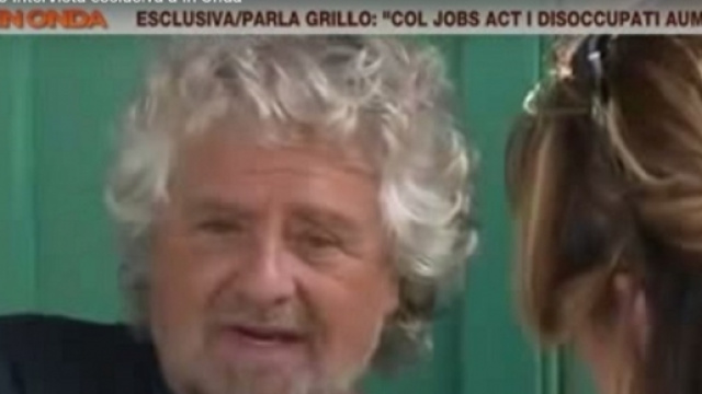 Beppe Grillo ai microfoni di La7