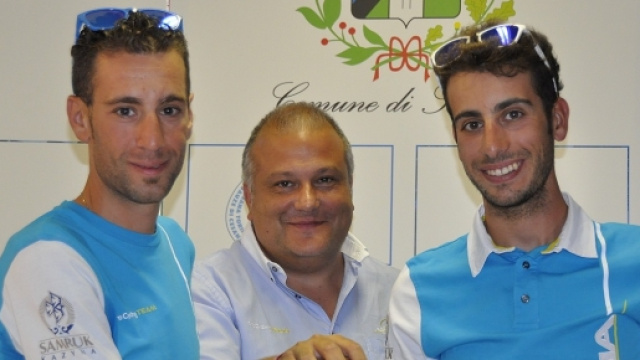 Vincenzo Nibali e Fabio Aru con Paolo Slongo