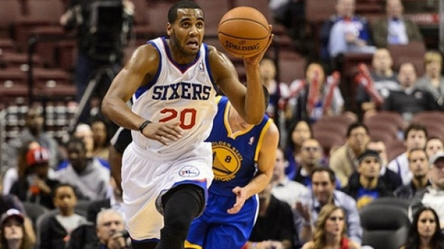 L'ex-76ers e Nets Brandon Davies approda a Varese.