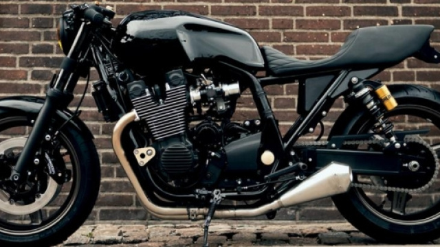 Yamaha Yard Built XJR1300 Skullmonkee.