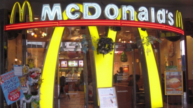 Aveva cane guida: non vedente cacciata da fastfood