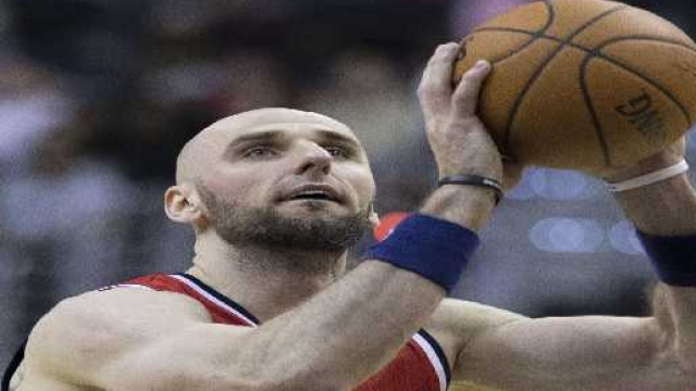 Gortat con la maglia di Washington (foto: flickr)