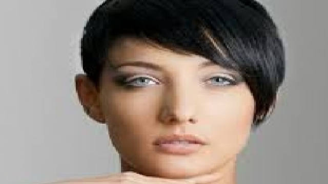 Nuovi tagli di capelli: pixie cut, estate 2015