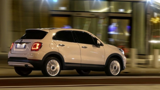 Fiat 500X: avr&agrave; presto una sorella maggiore?