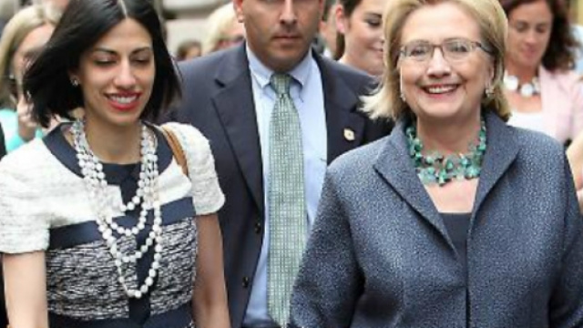 Hillary Clinton con Huma Abedin