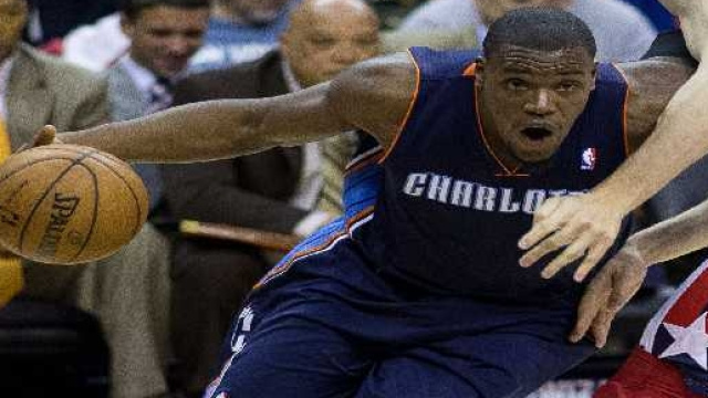 Jeff Adrien (fonte foto: wikimedia)