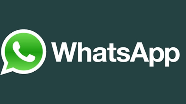 WhatsApp Android:maxi aggiornamento con dito medio