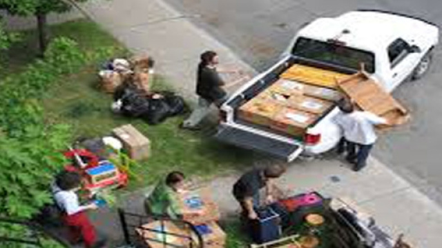 Il trasferimento spesso costringe al trasloco