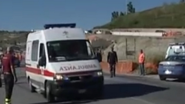 Soccorsi dopo un incidente sulla 640