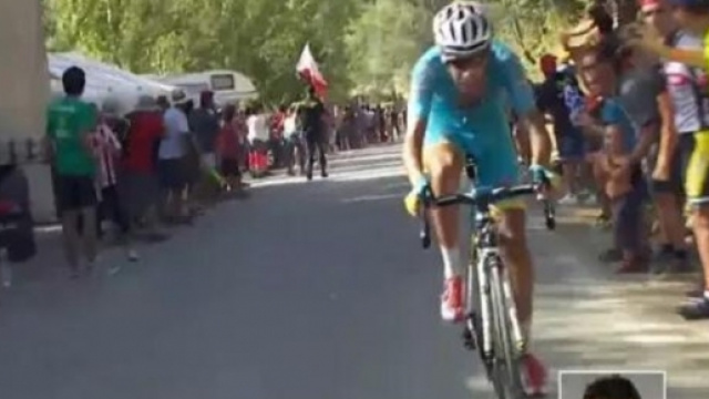 Fabio Aru all'attacco sulla salita finale