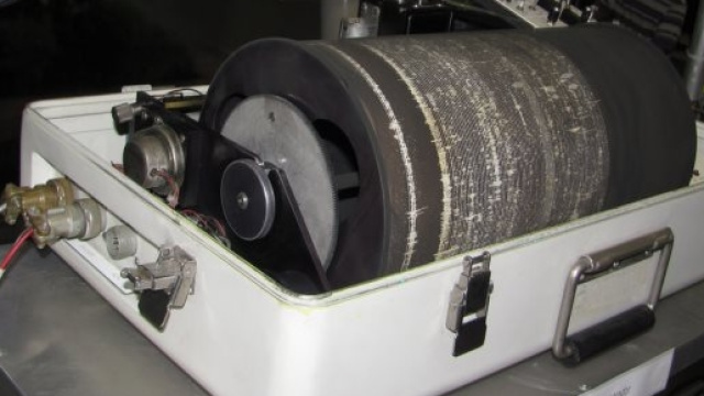 Un sismografo, apparecchio che rileva le scosse