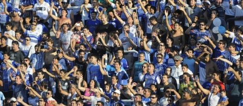 Simpatizantes de Godoy Cruz alentando