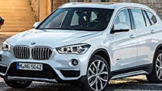Ecco le prime foto della nuova Bmw X1