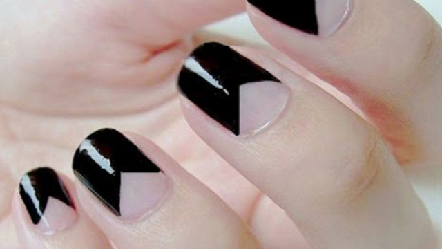 Nail art: ecco le ultime tendenze per l'estate