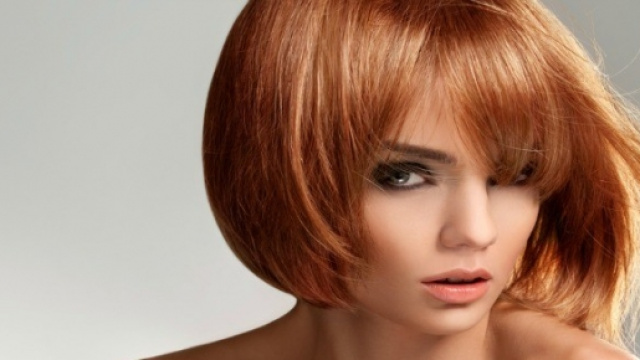 Mini bob nella tonalit&agrave; del rosso rame