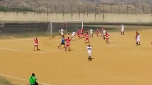 Il momento del gol annullato alla Nissa a Ravanusa
