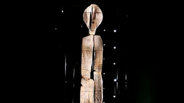 Immagine della scultura di legno
