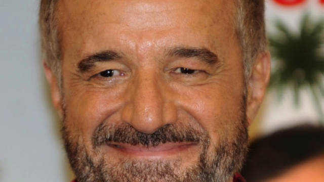 Christian De Sica a Striscia la Notizia?