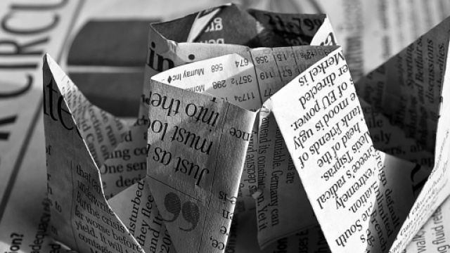 Laura, la Miss che ricicla carta