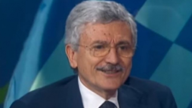 PD, D'Alema contro Matteo Renzi