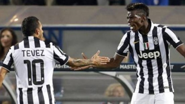 Cambio di maglia: la 10 di Tevez va a Pogba