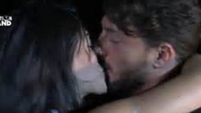 Amedeo e Alessia finale con bacio a Temptation.