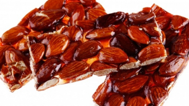 La ricetta del croccante alle mandorle