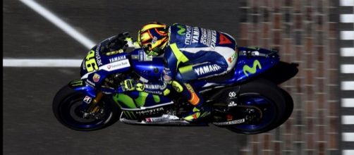Rossi con su Yamaha en la clasificaci&oacute;n de Indy