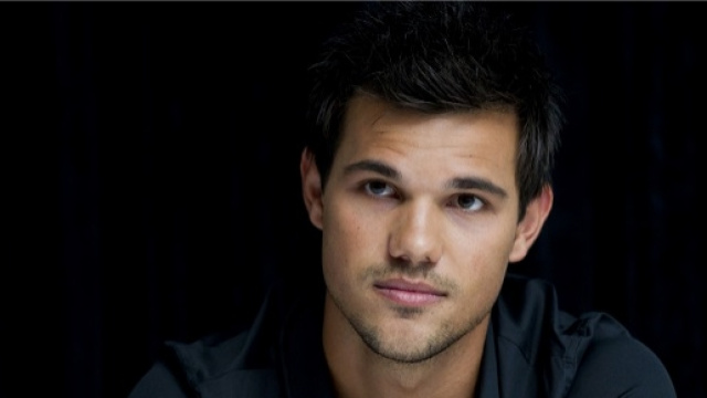 Lautner, da lupo mannaro a Tracer
