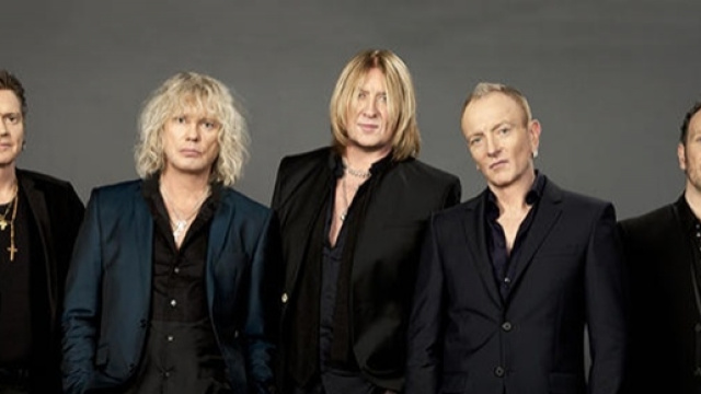 Tre componenti dei Def Leppard